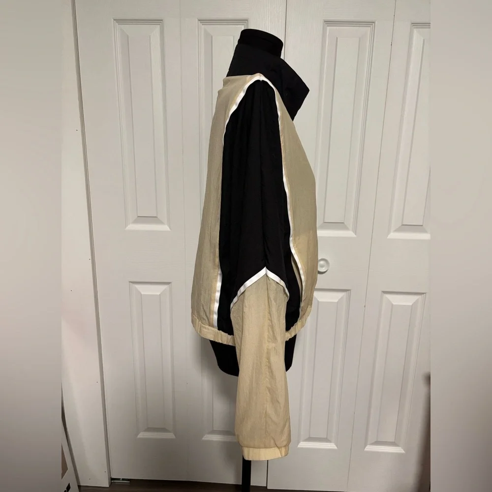 ZYIA Black & Tan Block Zipper Jacket Size Large Windbreaker Activewear Light